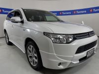 Image for 2013 Mitsubishi Outlander Wagon PHEV