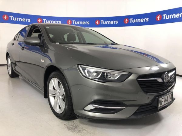 2019 Holden Commodore Sedan LT image