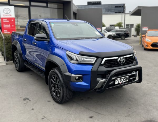2023 Toyota Hilux SR5 Cruiser 2.8 Diesel Turbo 4 Wheel Drive Automatic image