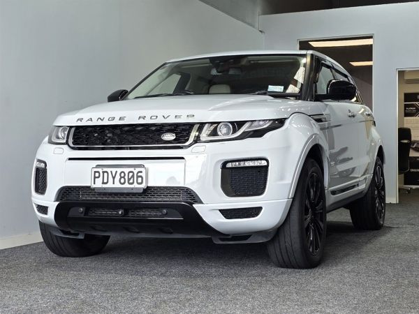 2015 Land Rover Range Rover Evoque SUV HSE / Si4 / 4WD image