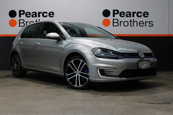 2016 Volkswagen Golf Hatchback GTE PHEV LOW KM'S image