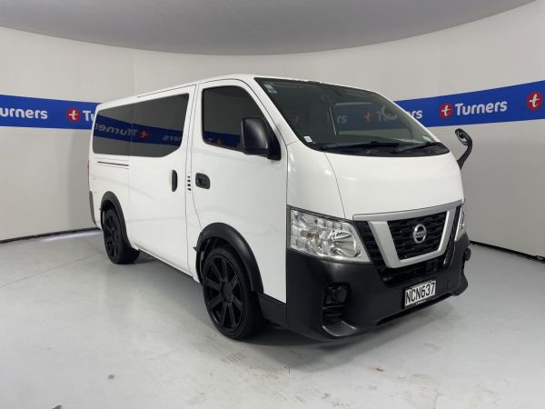 2018 Nissan NV350 Van CARAVAN image