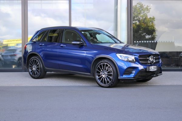 2019 Mercedes-Benz GLC 250 4MATIC Petrol - NZ New image