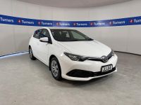 Image for 2015 Toyota Corolla Hatchback GX