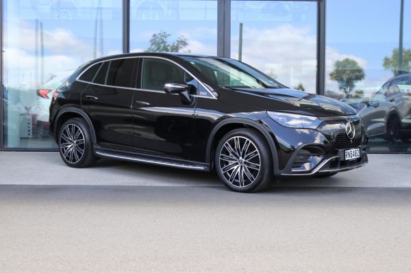 2025 Mercedes-Benz EQE 350 4MATIC 89Kwh - NZ New image