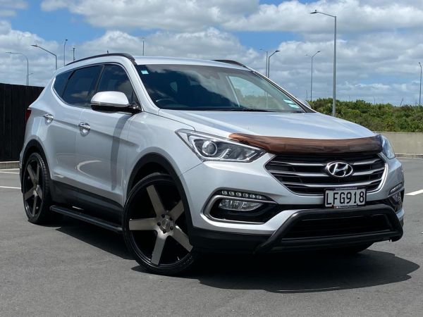 2017 Hyundai Santa Fe SUV DM 2.2D Elite image