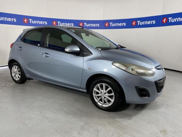 2011 Mazda Demio (Mazda2) Hatchback image