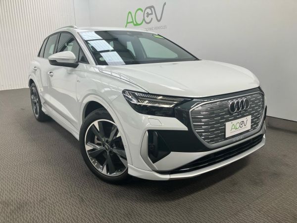 2023 Audi Q4 SUV 40e-tron S Line image
