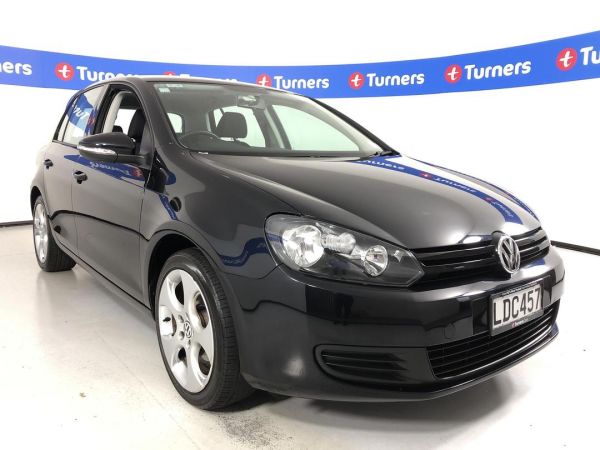 2011 Volkswagen Golf Hatchback image