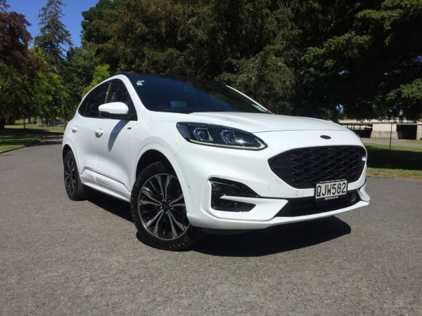 2023 Ford Escape ST-Line X PHEV image