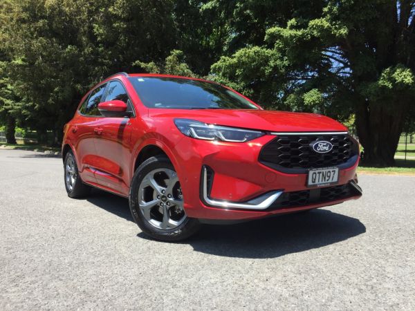 2024 Ford Escape ST-Line X AWD FHEV image