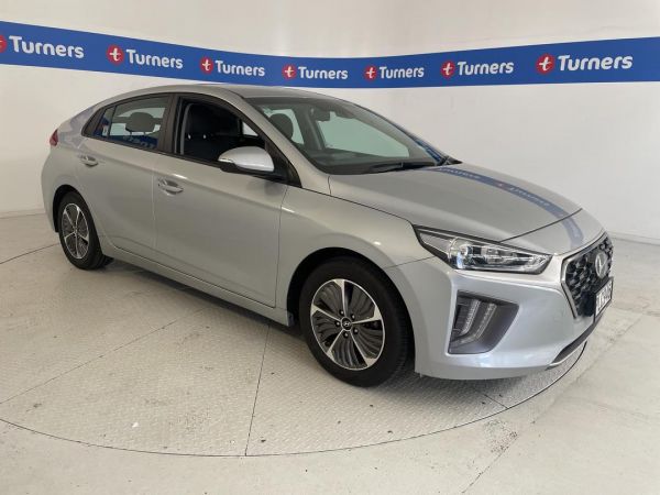 2022 Hyundai Ioniq Hatchback PHEV image