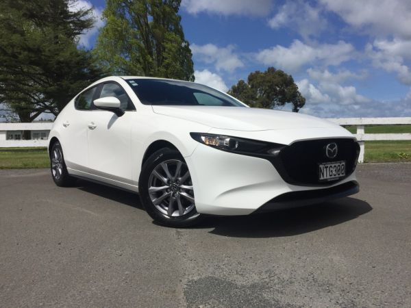 2021 Mazda 3 GSX 2.0L HATCH image