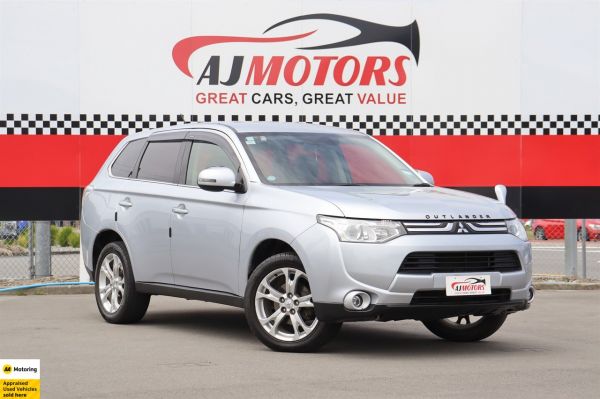 2012 Mitsubishi Outlander 24G 4WD 7 SEATER image