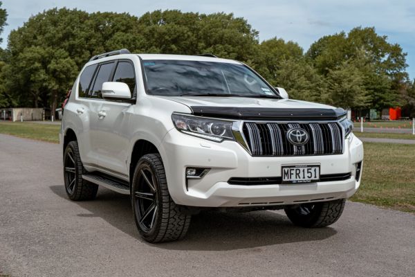 2019 Toyota Land Cruiser Prado VX 4WD 2.8TD NZ New 6spd 7str image