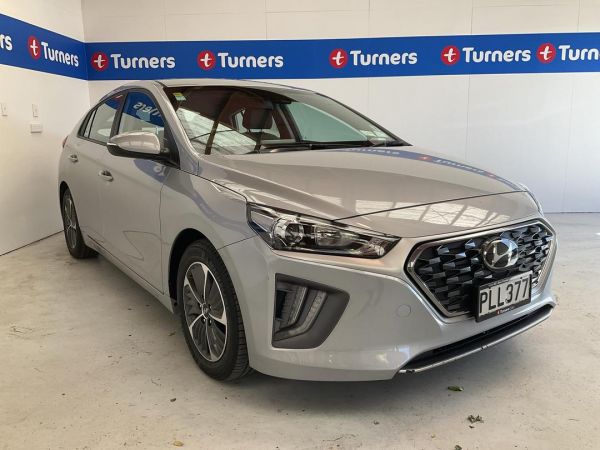 2022 Hyundai Ioniq Hatchback PHEV image