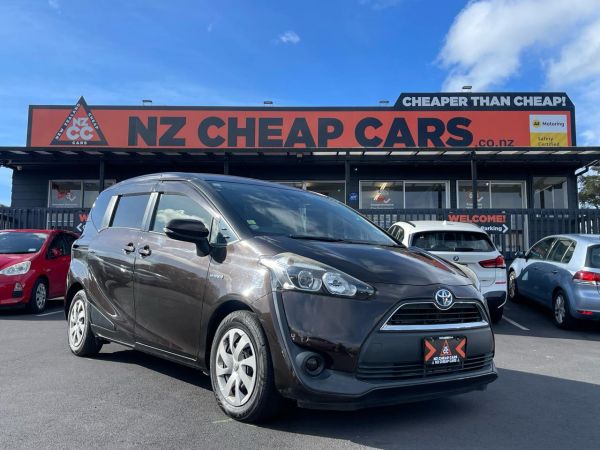 2016 Toyota Sienta Wagon HYBRID image