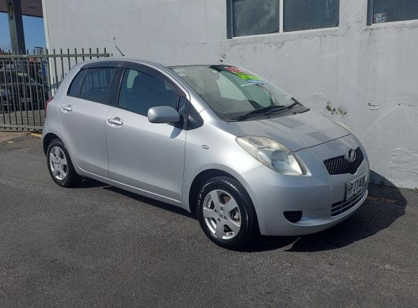 2007 Toyota Vitz Hatchback  image