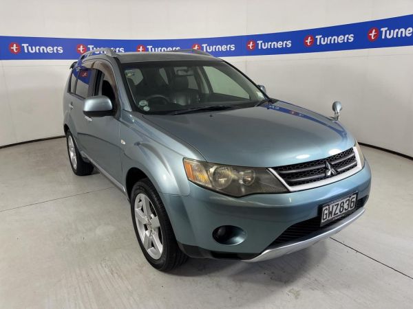 2005 Mitsubishi Outlander Wagon image