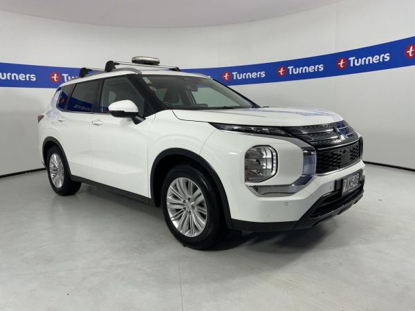 2022 Mitsubishi Outlander SUV LS image