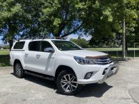Image for 2017 Toyota Hilux SR5 2.8DT 6AT 4WD