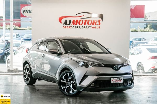 2017 Toyota C-HR Hatchback G image