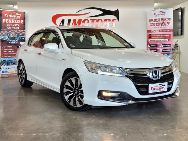 2013 Honda Accord Sedan Hybrid LX image