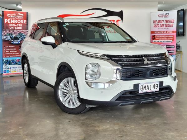 2024 Mitsubishi Outlander LS 2.5P/4WD NZ NEW) image