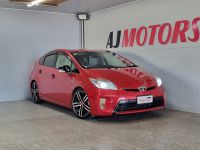 Image for 2013 Toyota Prius Hatchback S