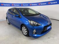 Image for 2014 Toyota Aqua Hatchback