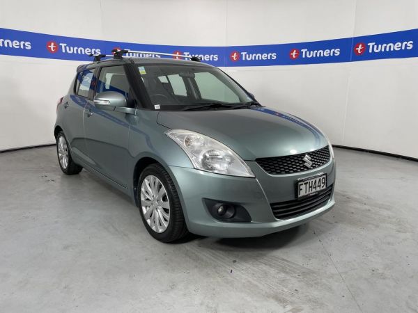 2011 Suzuki Swift Hatchback Ltda image