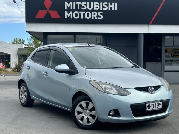 2010 Mazda Demio image