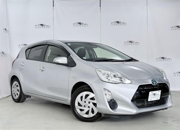 2017 Toyota Aqua 1.5 S HYBRID ,Reverse Camera,low k image