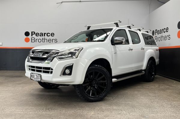 2019 Isuzu D-Max Ute LS, 4X4, CANOPY, BRAND NEW 20"MAGS image