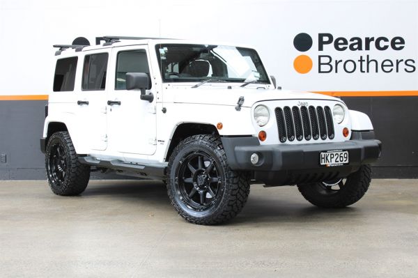 2014 Jeep Wrangler Wagon OVERLAND 3.6P 4WD NZ NEW image