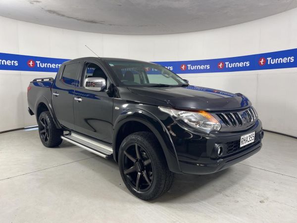 2018 Mitsubishi Triton Ute D/CAB Glxr image