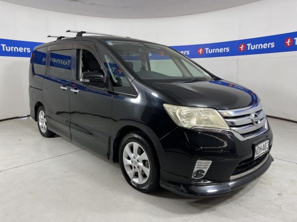 2011 Nissan Serena Wagon image