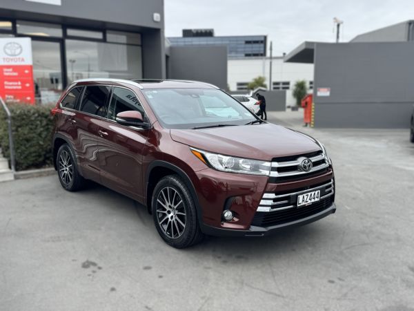 2017 Toyota Highlander Limited 3.5 Petrol 7 Seater 8 Speed Automatic image