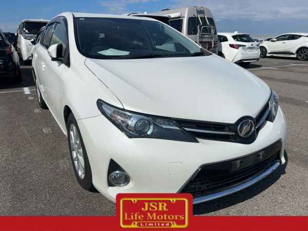 2013 Toyota Auris Hatchback 180G S PACKAGE image