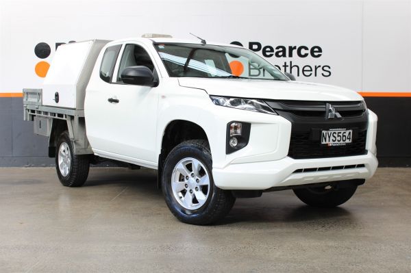 2022 Mitsubishi Triton Ute GLX 4WD SERVICE BODY image