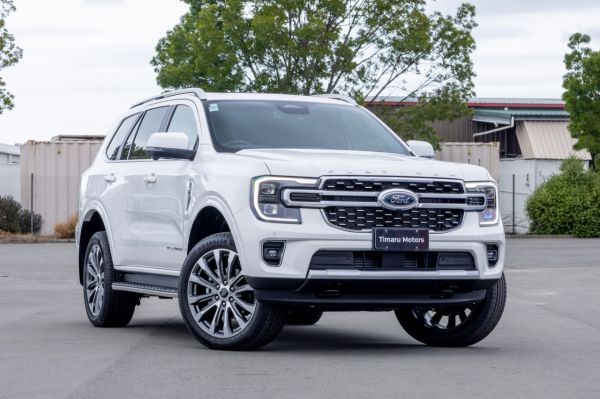 2025 Ford Everest Platinum 3.0L V6 4x4 image