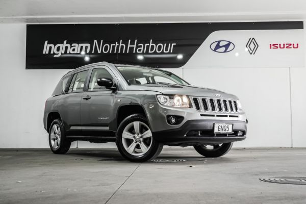 2012 Jeep Compass SUV 2.0L CVT AUTO (4X2) image