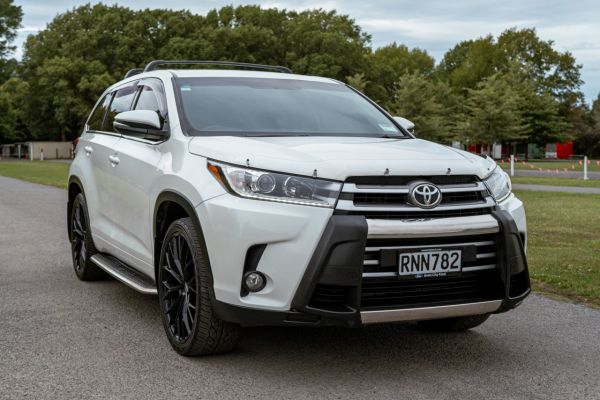 2017 Toyota Highlander GX 3.5 V6 4WD 8spd Auto image
