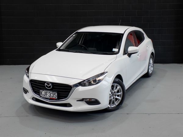 2017 Mazda Axela (Mazda3) Hatchback 2.0P/6AT image