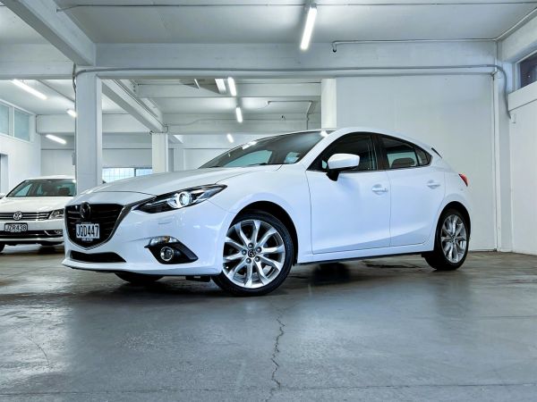 2016 Mazda Axela (Mazda3) Hatchback SP25 Limited NZ New image