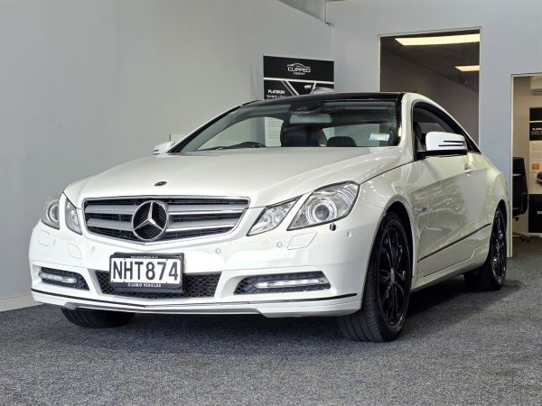 2012 Mercedes-Benz E 250 Coupe E250 Coupe image