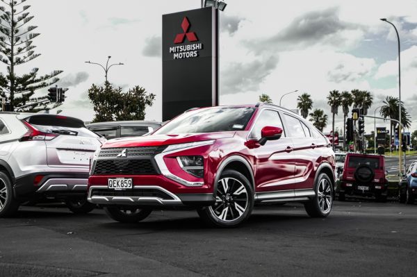 2023 Mitsubishi Eclipse Cross XLS AWD image