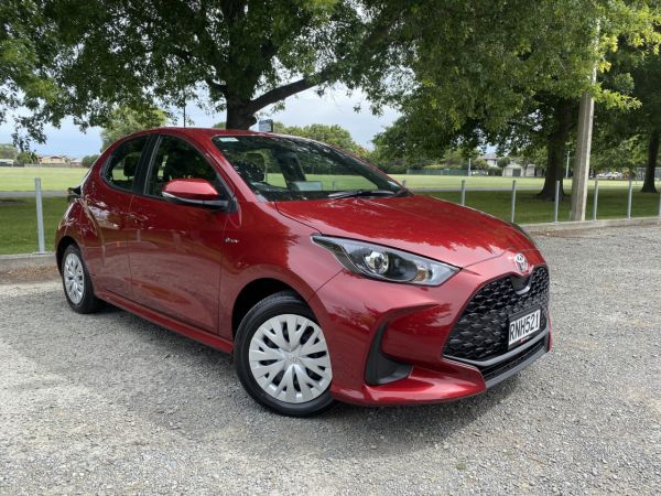 2024 Toyota Yaris GX 1.5P HV ECVT FWD Hatch image