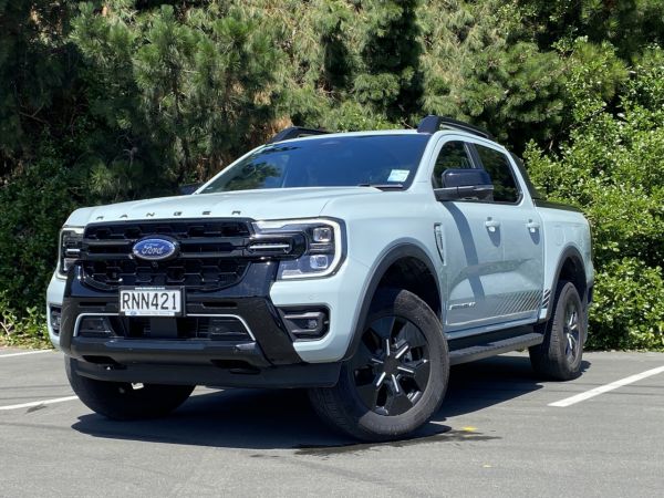 2025 Ford Ranger Stormtrak - Hybrid image