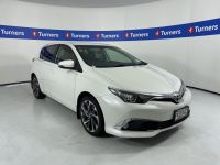 Image for 2015 Toyota Corolla Hatchback GLX